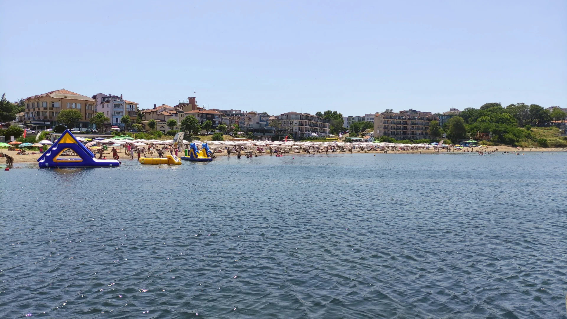 Central beach Chernomorets