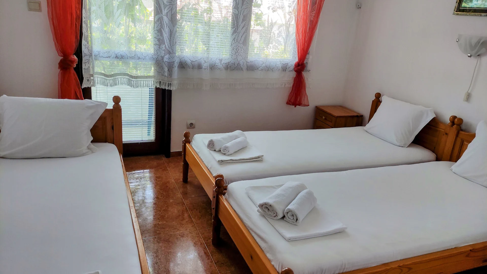 Triple room